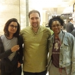 مرتضی شمس کارگردان و فیلم ساز مستقل فیلم کوتاه و فیلم بلند که در جشنواره های فیلم کوتاه حضور داشته و چندین نامزدی برای فیلم کوتاه و برنده بهترین فیلم کوتاه کردی از جشنواره سلیمانیه شده است.
Morteza Shams is a director and independent filmmaker of short films and feature films who has participated in short film festivals, won several nominations for short films, and won the best Kurdish short film from the Sulaymaniyah Festival
